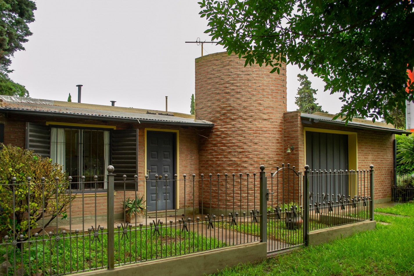 Casa a 1 cuadra de la plaza Principal