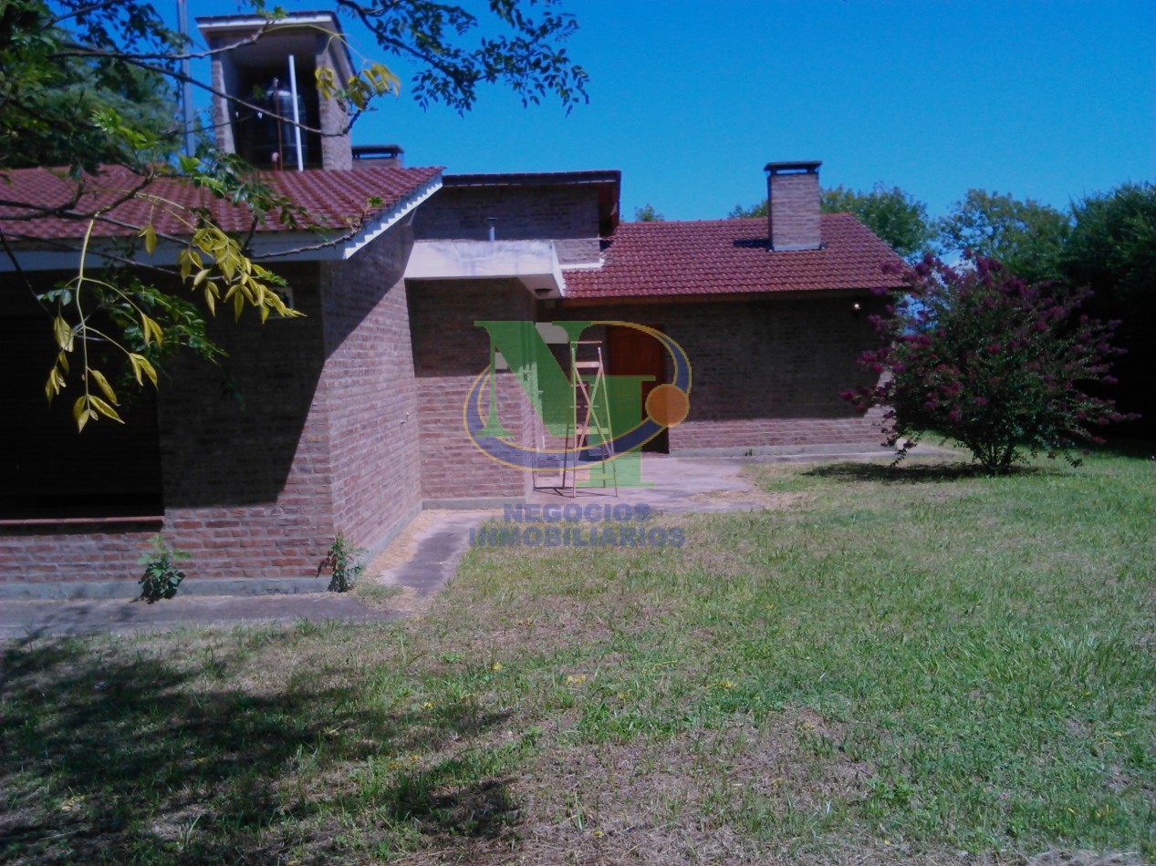 Excelente propiedad frente al lago.